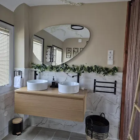 Holiday home Loveroom Eclat D Emoi