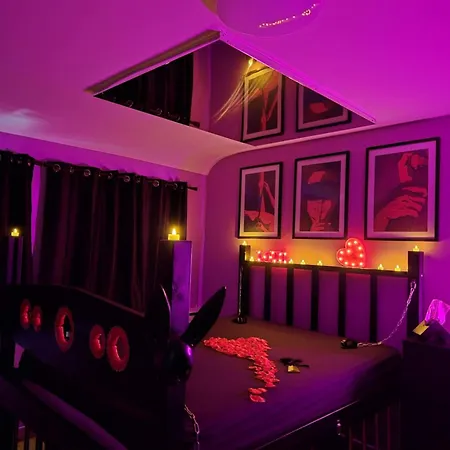 Holiday home Loveroom Eclat D Emoi *